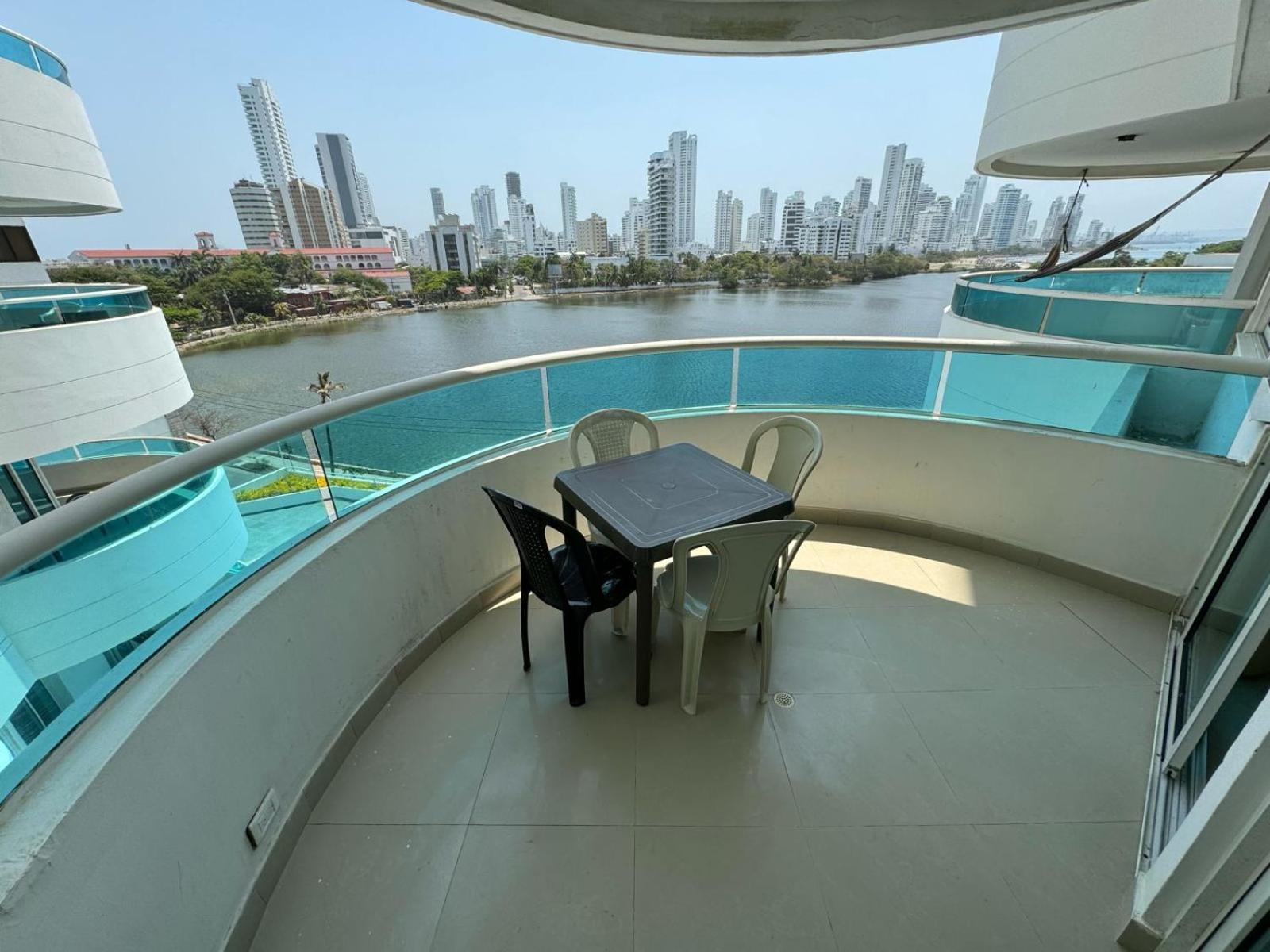 Apartamento En Laguito Ed Torres Del Lago 604 Icdi Cartagena Esterno foto