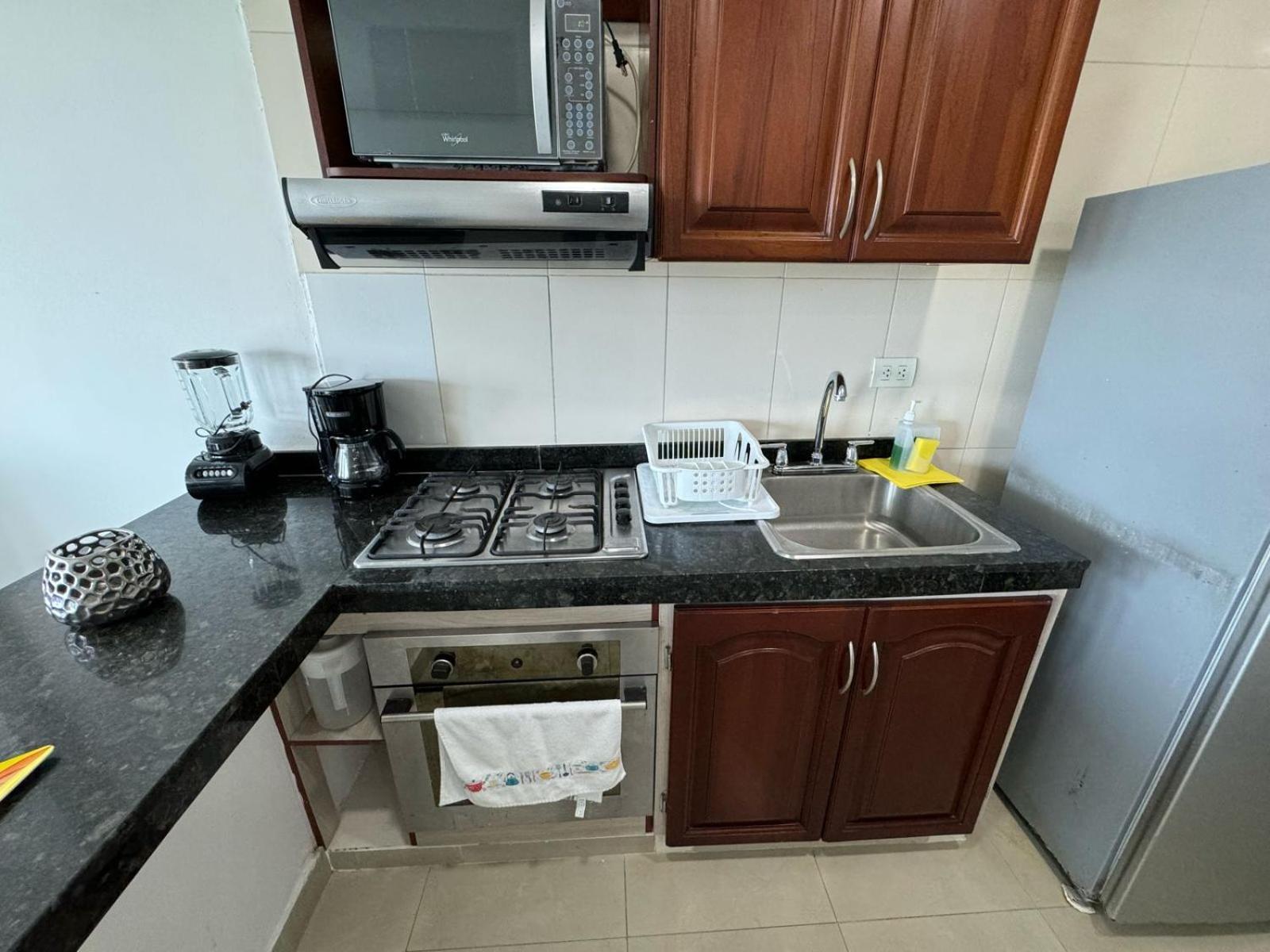Apartamento En Laguito Ed Torres Del Lago 604 Icdi Cartagena Esterno foto